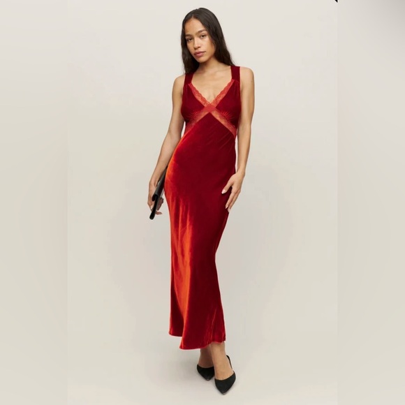 NWT Reformation Lorenzo Velvet Dress in blood orange - Picture 1 of 7